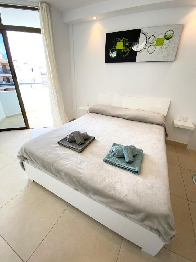 Aloha Summerland Vip Studio Sea & Pool View Los Cristianos  Buitenkant foto